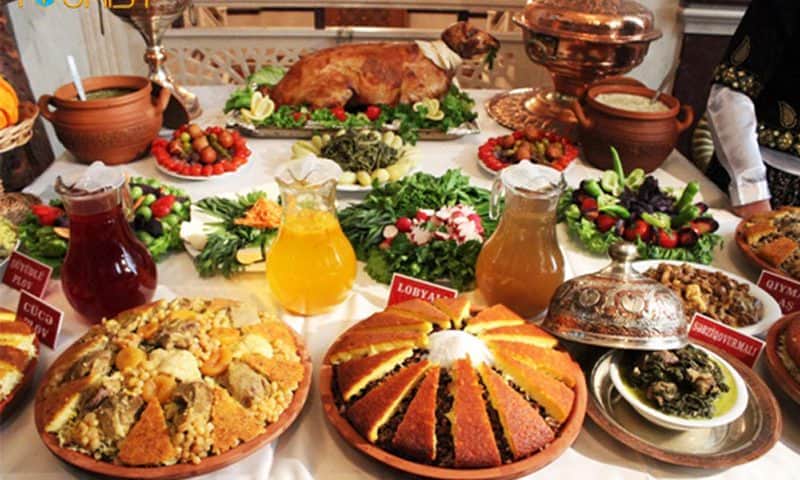 خوشمزه-ترین-غذا-های-آذربایجان-توریست-اپ14-800x480.jpg