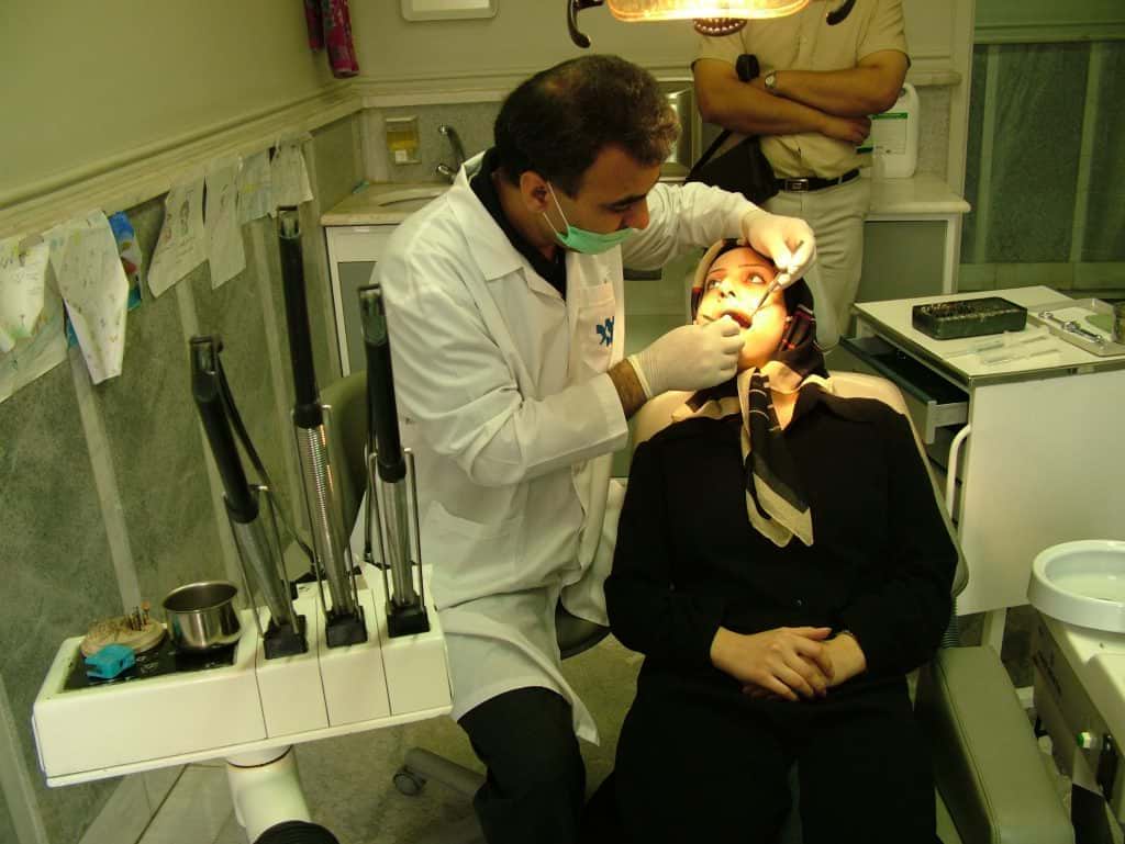 ۳۰۰ میلیون دندان پوسیده در دهان ایرانیان