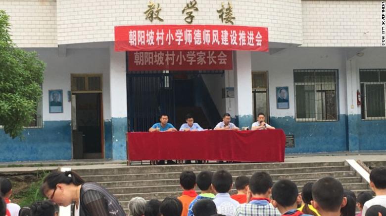 مردی در چین 8 دانش‌آموز را در روز اول مدرسه کشت
