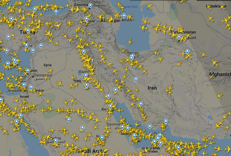 عکس | کاهش شمار پروازهای بین المللی بر فراز آسمان ایران