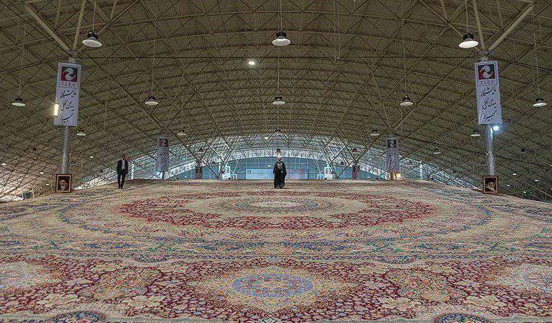 رکورد ایران در بافت بزرکترین فرش دستباف جهان