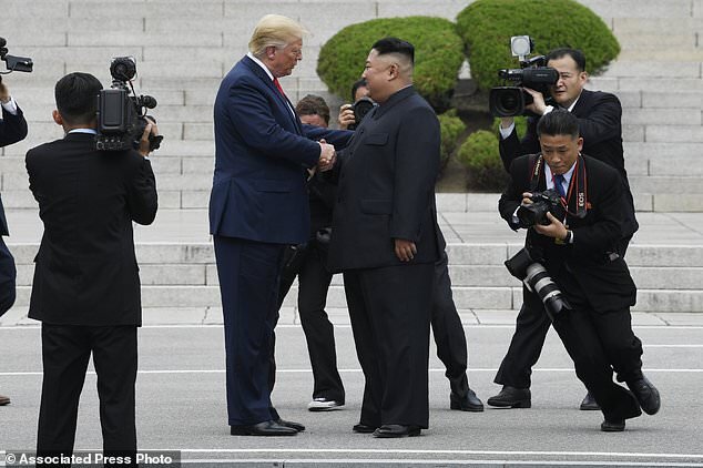 دیدار دونالد ترامپ با "اون" در مرز دو کره